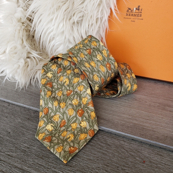 HERMÈS - Tie - Picture 14 of 16